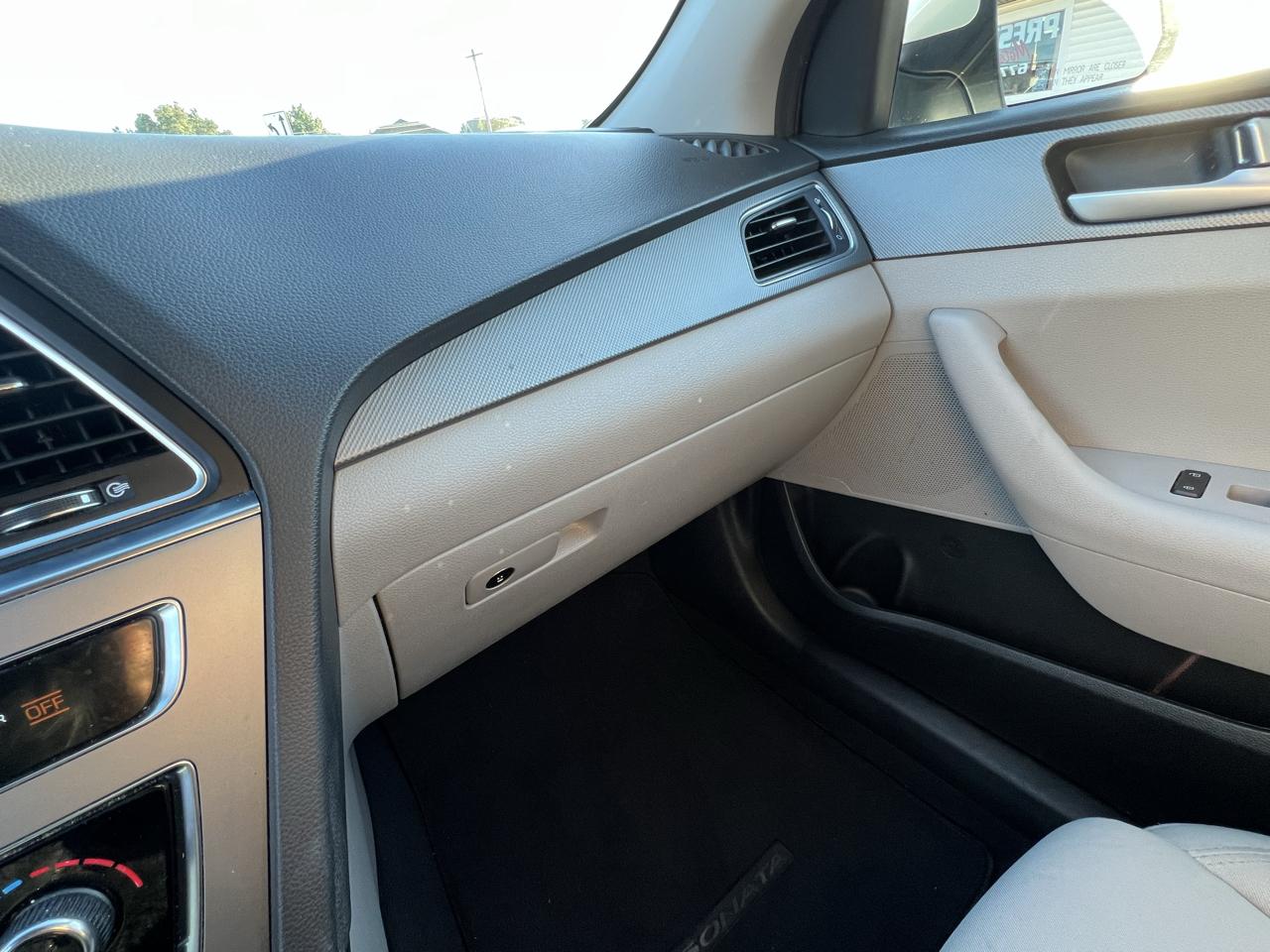 Hyundai Sonata SE 2015