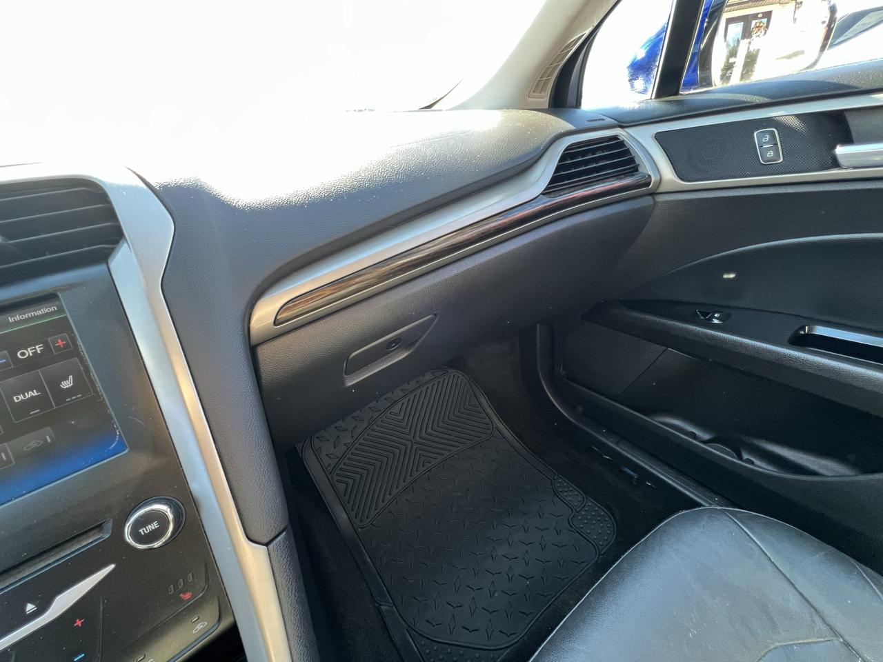 Ford Fusion SE 2014