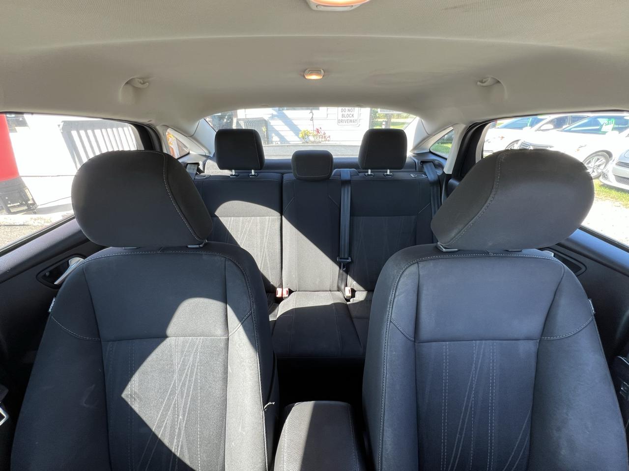 Ford Focus SE Sedan 2016