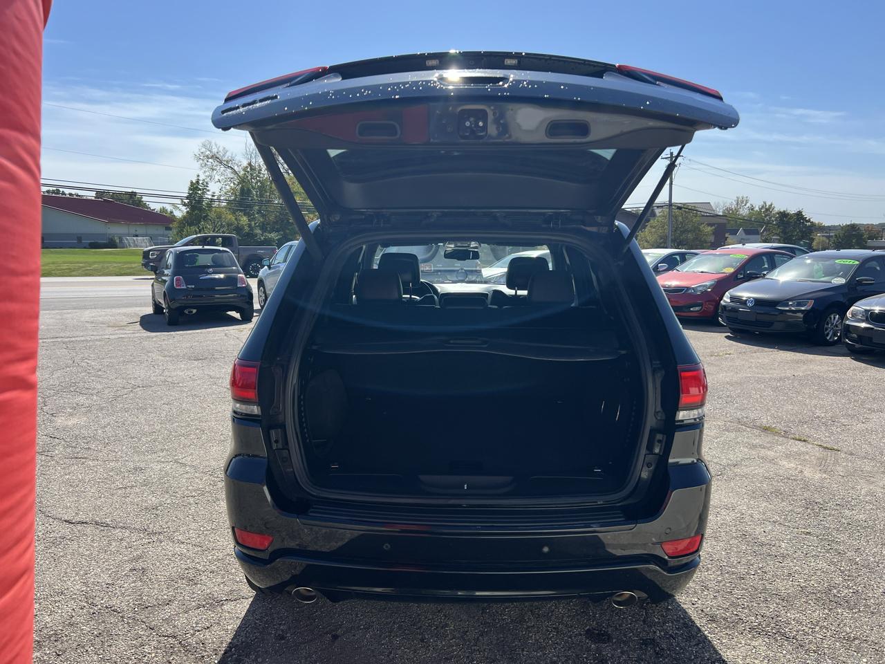 Jeep Grand Cherokee Laredo 4WD 2015