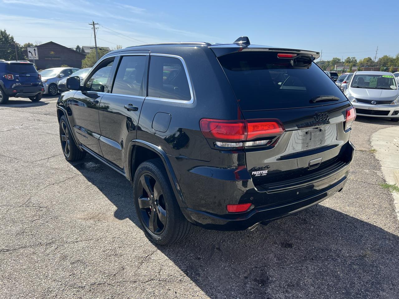 Jeep Grand Cherokee Laredo 4WD 2015