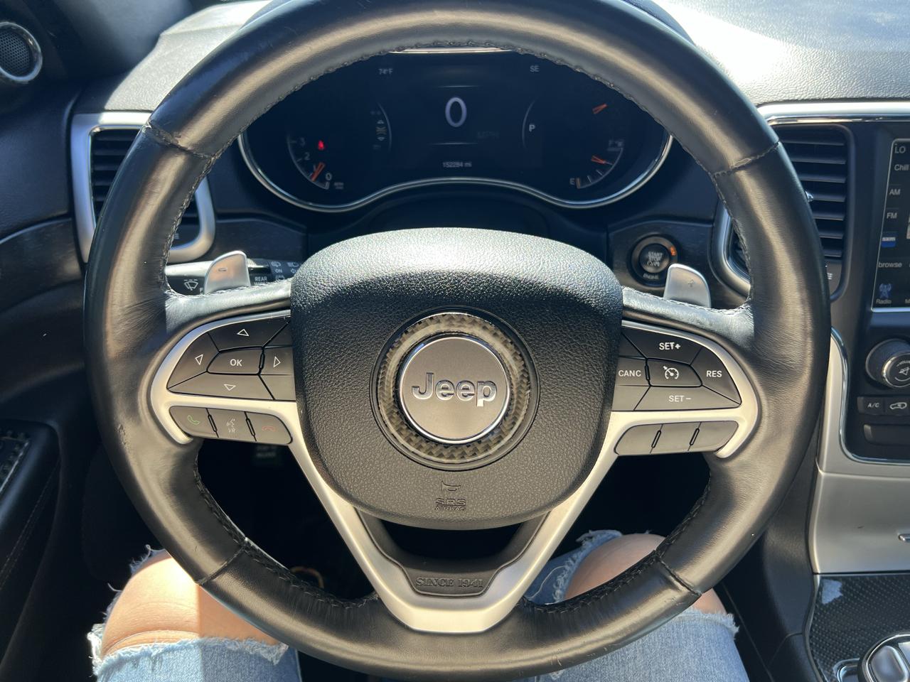 Jeep Grand Cherokee Laredo 4WD 2015