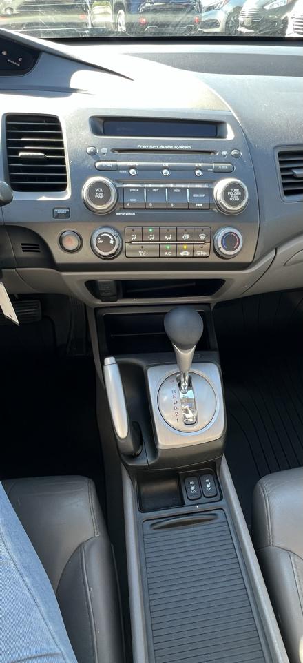 Honda Civic EX-L Coupe 5-Speed AT 2011