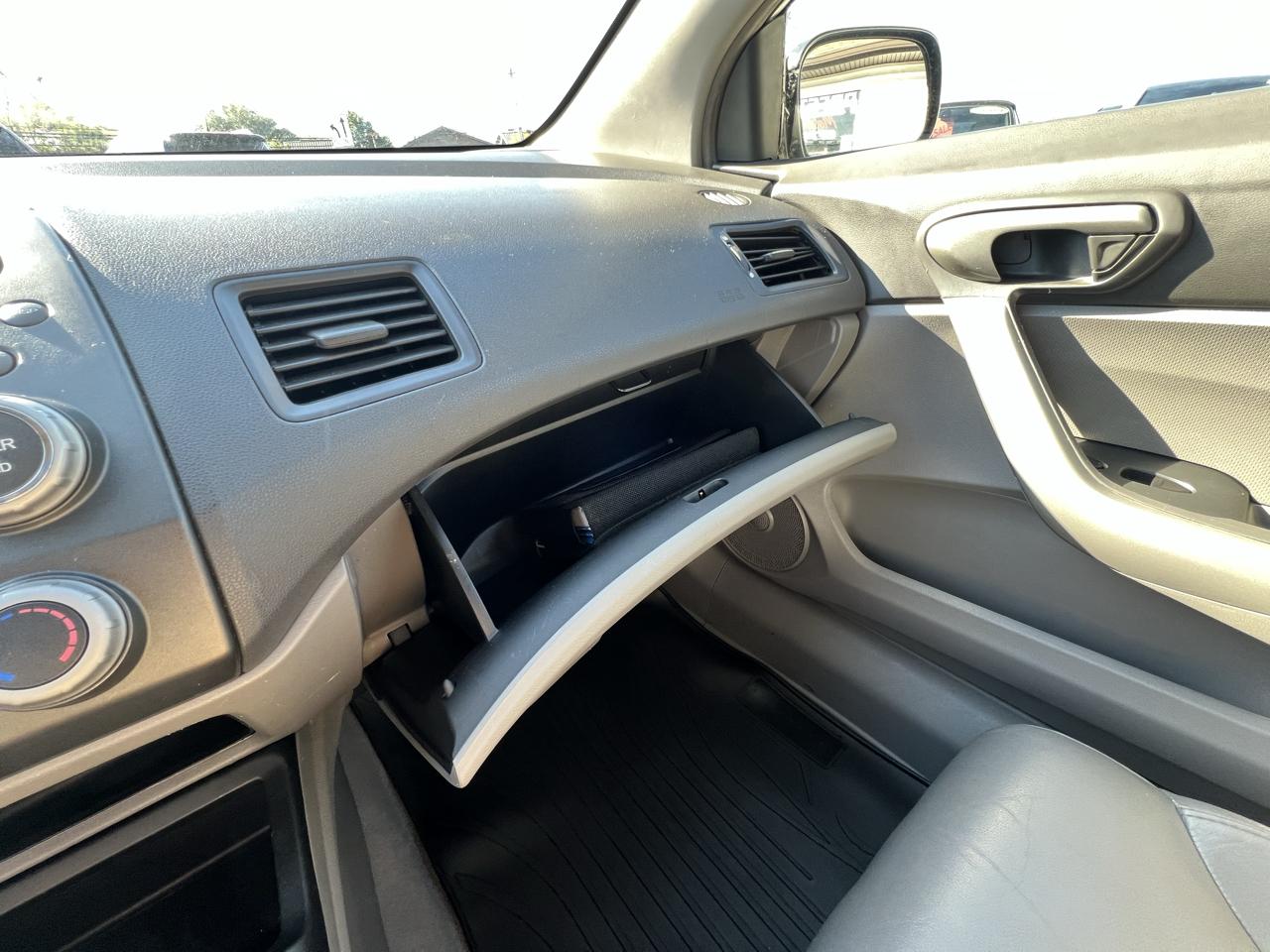Honda Civic EX-L Coupe 5-Speed AT 2011