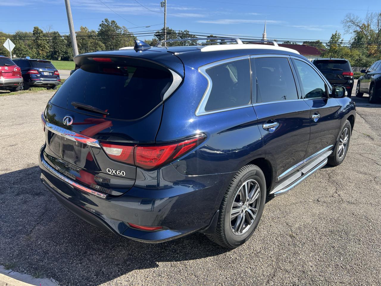 Infiniti QX60 Base AWD 2017