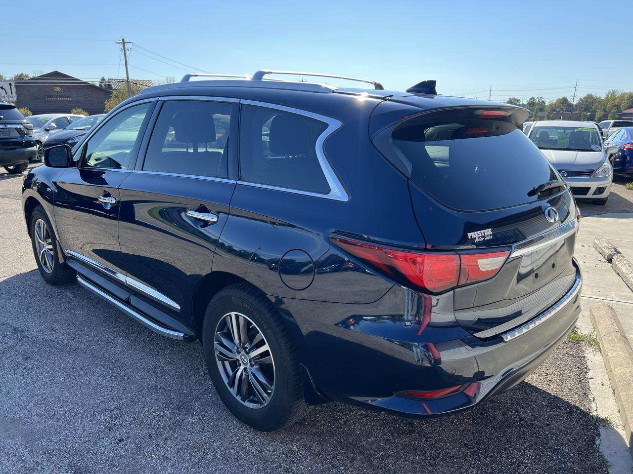 Infiniti QX60 Base AWD 2017