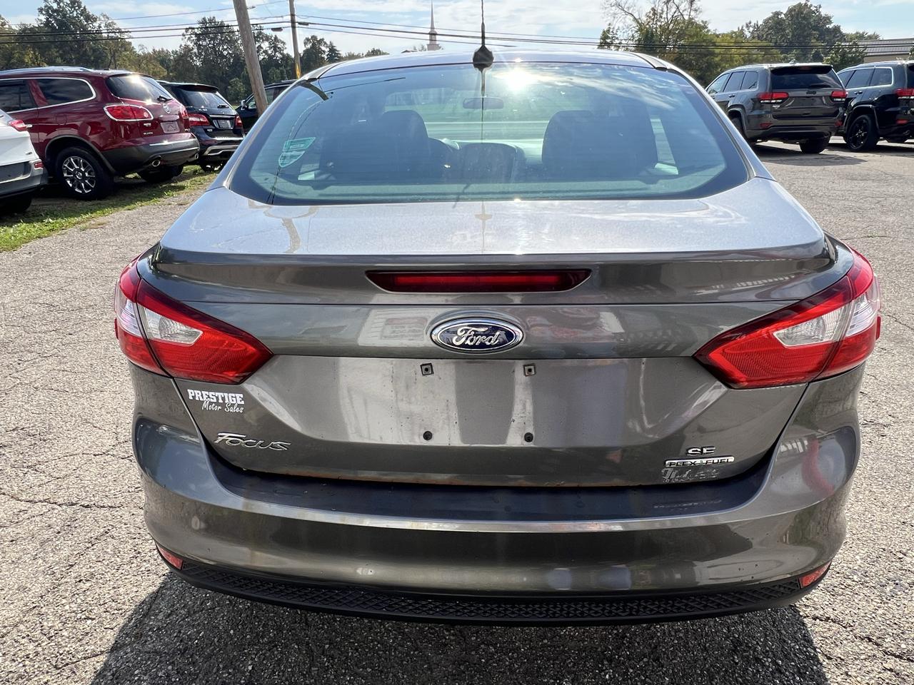 Ford Focus SE Sedan 2013