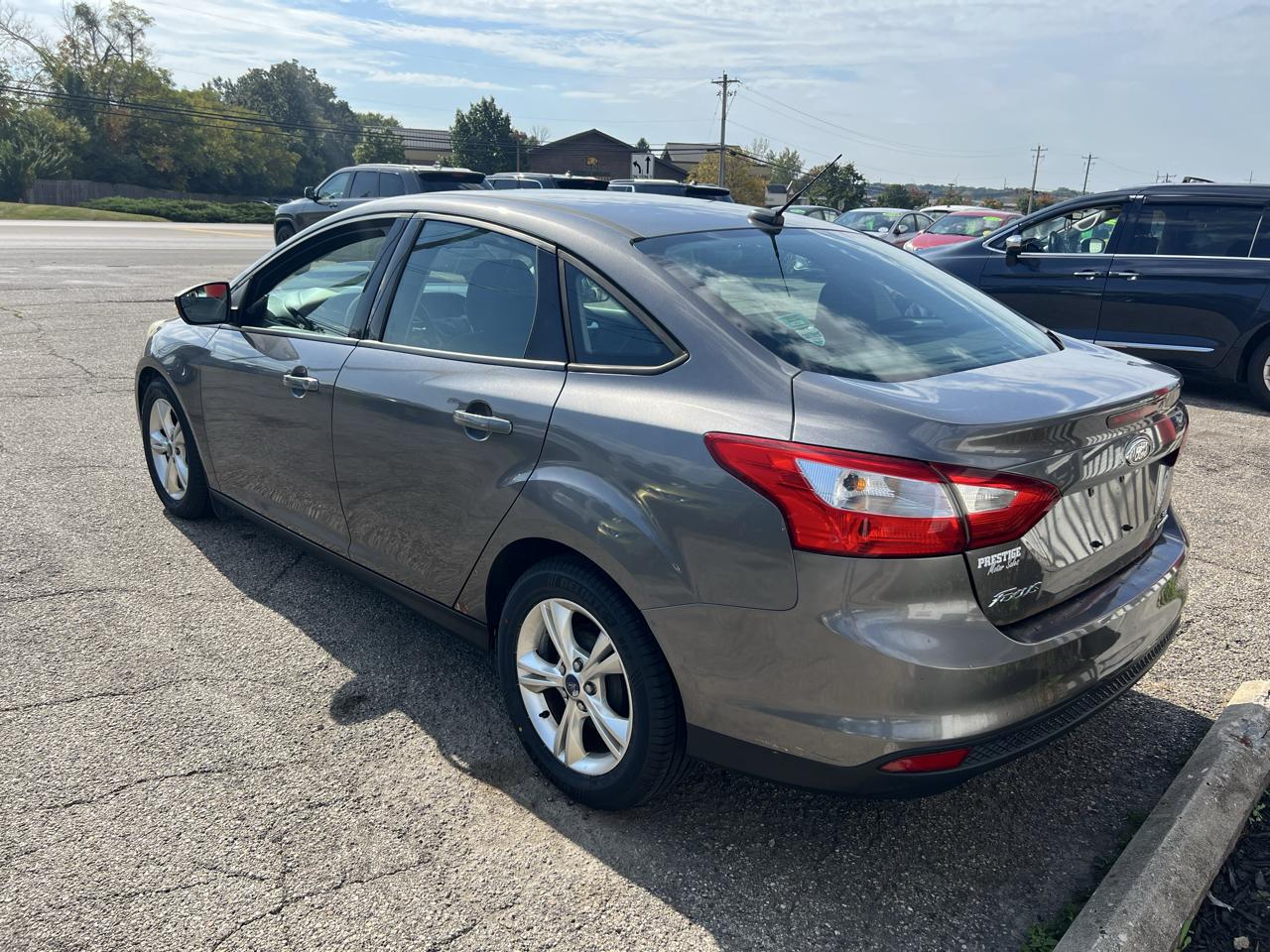 Ford Focus SE Sedan 2013
