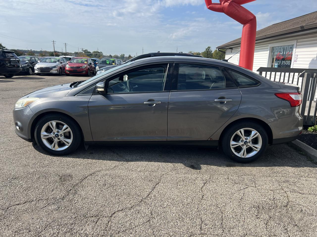 Ford Focus SE Sedan 2013