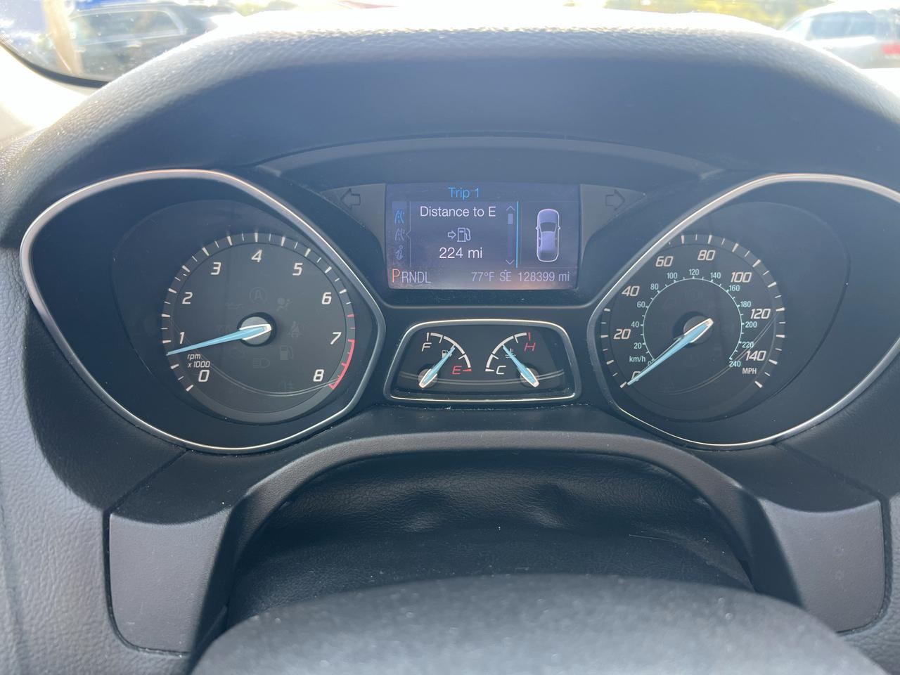 Ford Focus SE Sedan 2013