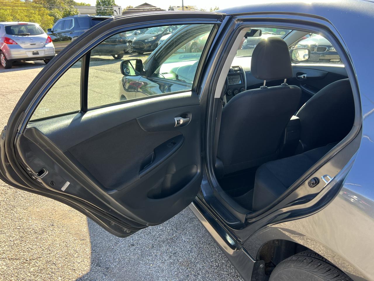 Toyota Corolla S 4-Speed AT 2009