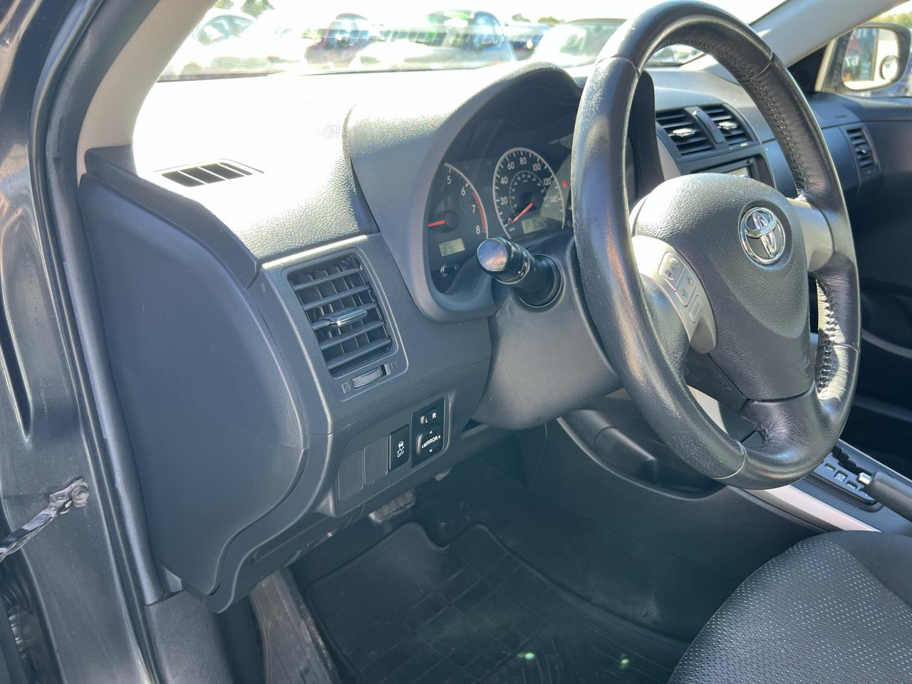 Toyota Corolla S 4-Speed AT 2009
