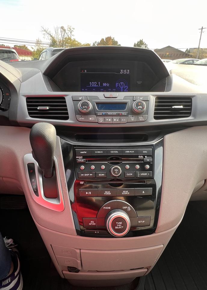 Honda Odyssey EX w/ Leather DVD 2012