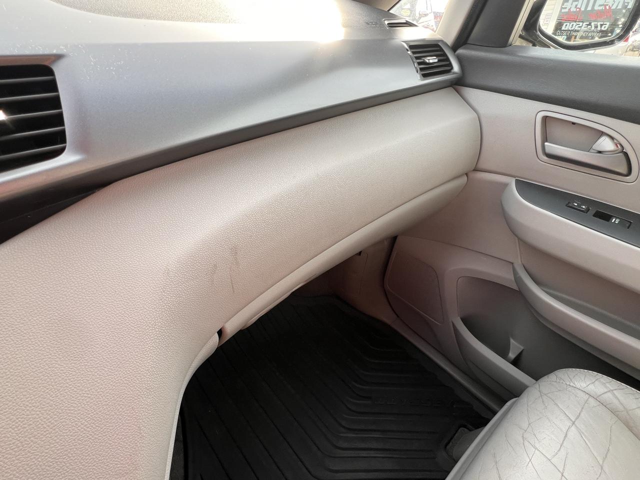 Honda Odyssey EX w/ Leather DVD 2012