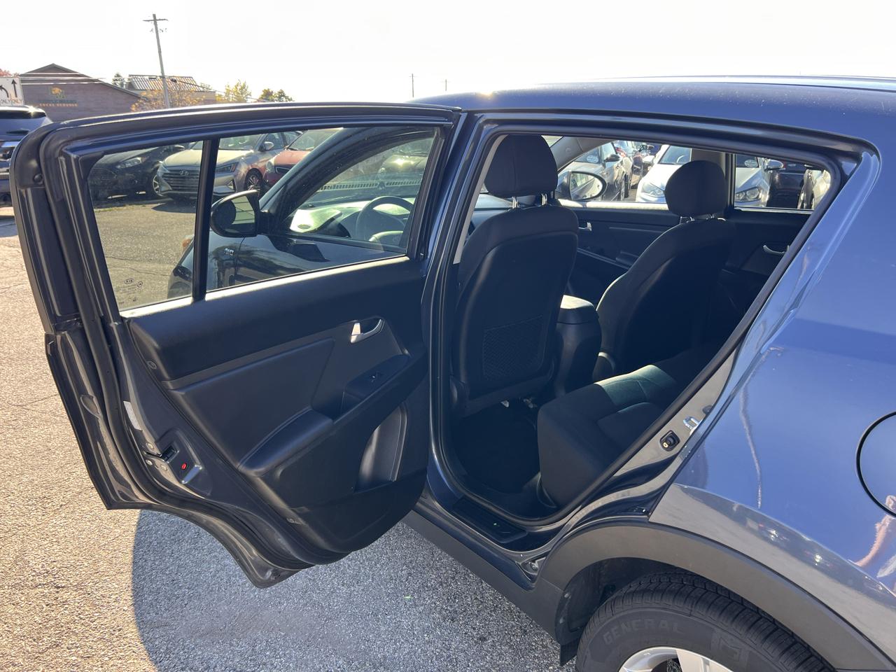 Kia Sportage LX AWD 2013