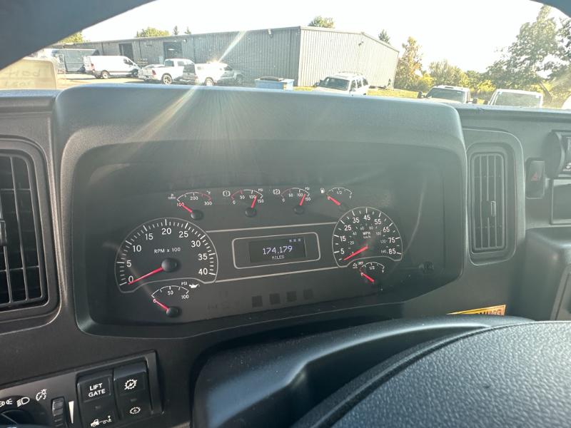 International MV607  2021 International MV607  2021