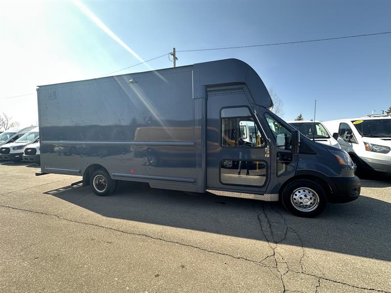 Ford Transit Cutaway  2021 Ford Transit Cutaway  2021