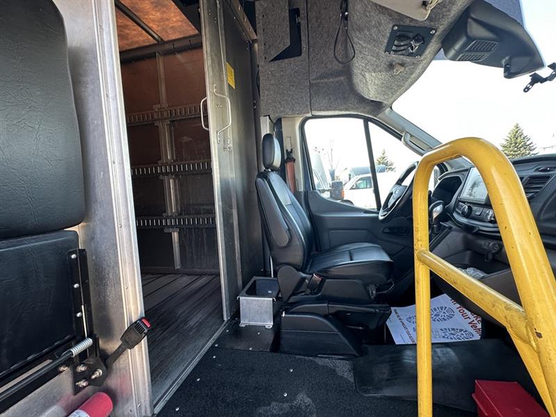 Ford Transit Cutaway  2021 Ford Transit Cutaway  2021