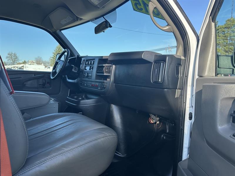 Chevrolet Express Cargo Van  2015