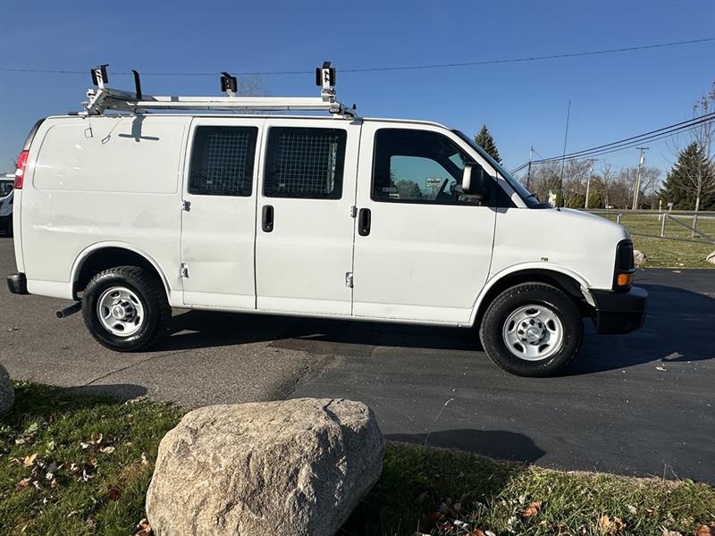 Chevrolet Express Cargo Van  2015