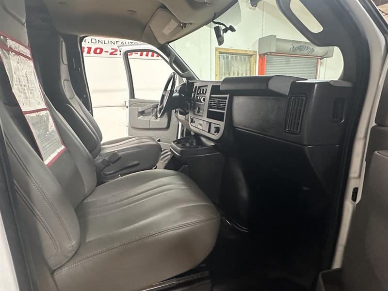 Chevrolet Express Cargo Van  2021