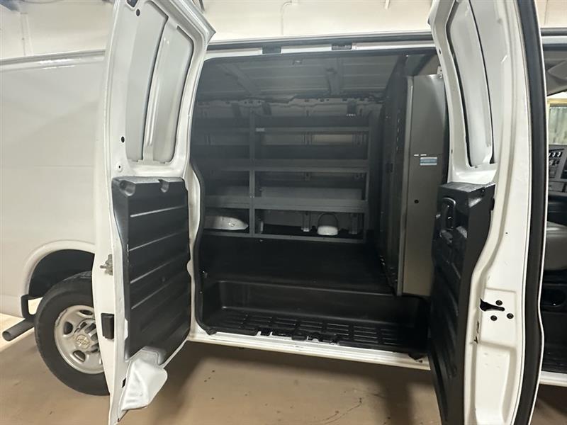 Chevrolet Express Cargo Van  2021