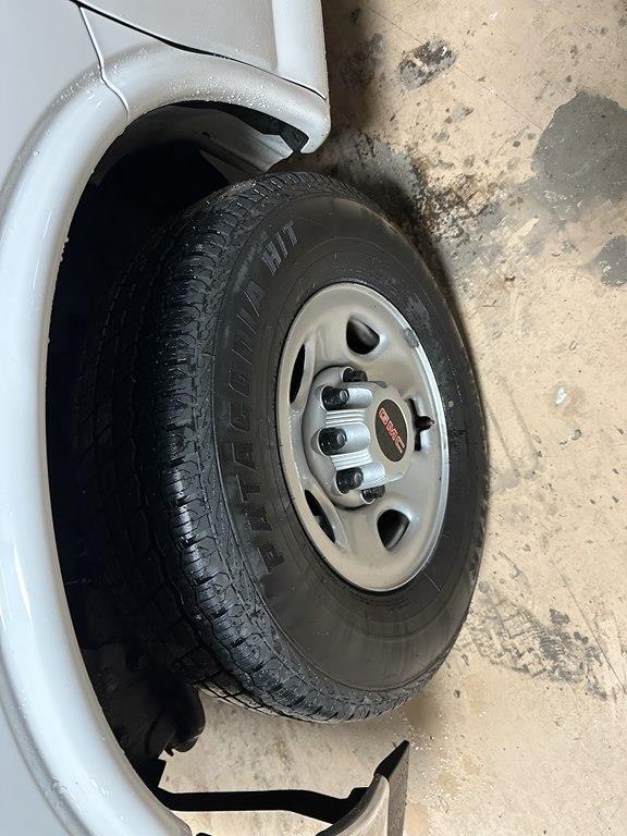 GMC Savana Cargo Van  2018