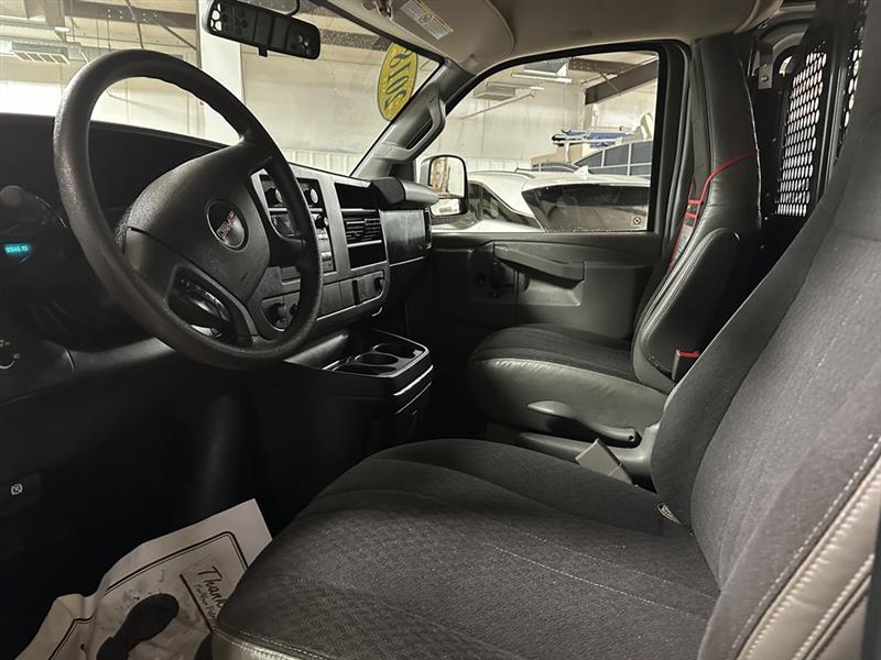 GMC Savana Cargo Van  2018