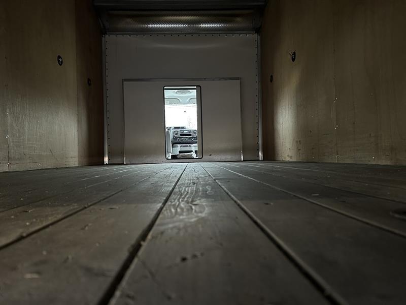 Ford E-Series Cutaway  2021