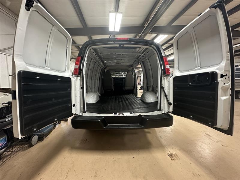 Chevrolet Express Cargo Van  2018