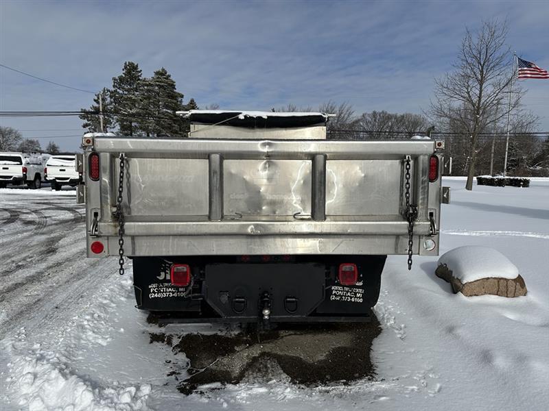 Chevrolet Silverado MD  2021