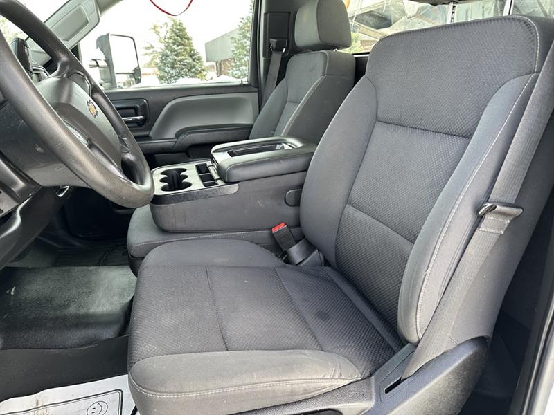 Chevrolet Silverado MD  2021