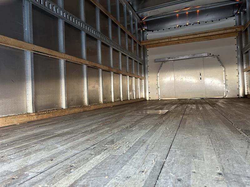 Ford E-Series Cutaway  2022