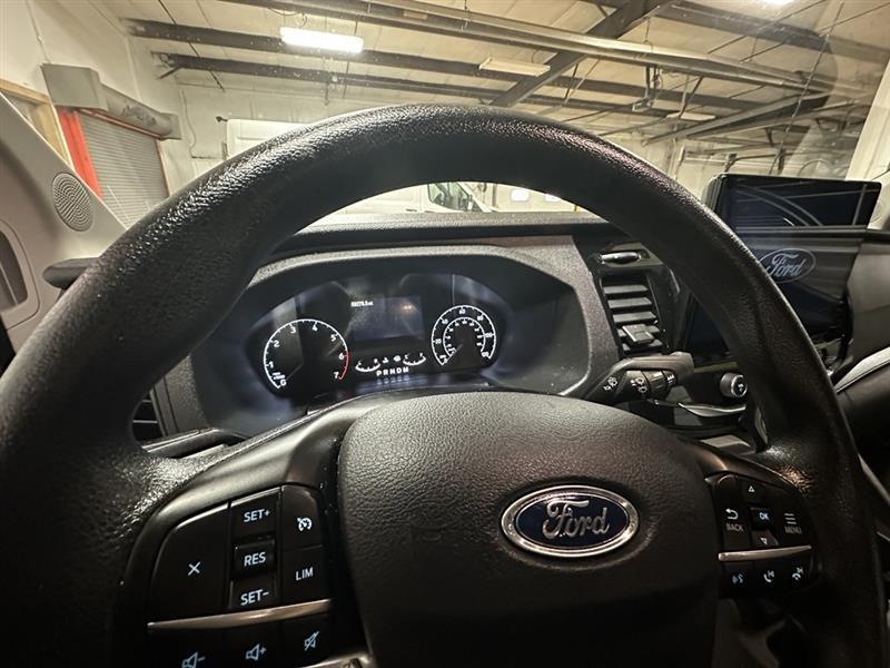 Ford Transit Passenger Wagon  2023