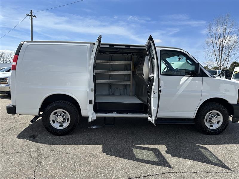 Chevrolet Express Cargo Van  2017