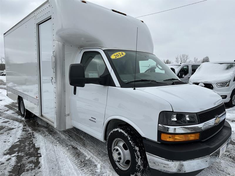 Chevrolet Express  2024