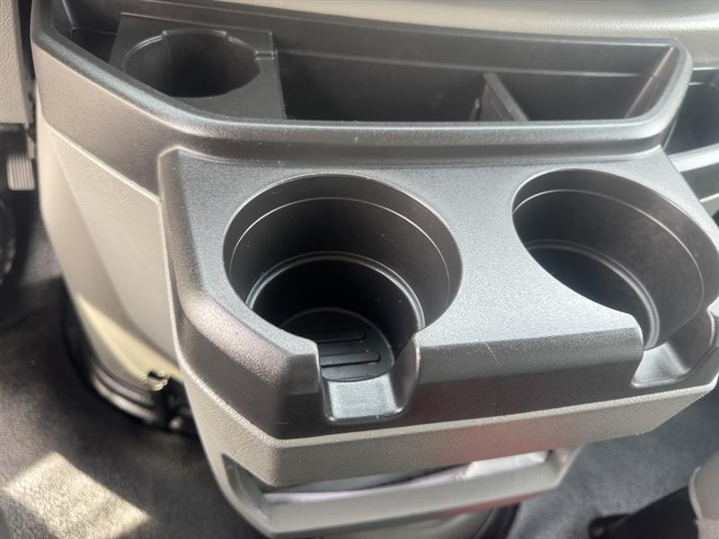 Ford Econoline  2024