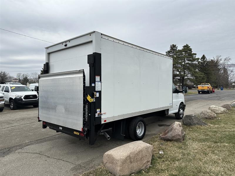 Chevrolet Express  2022