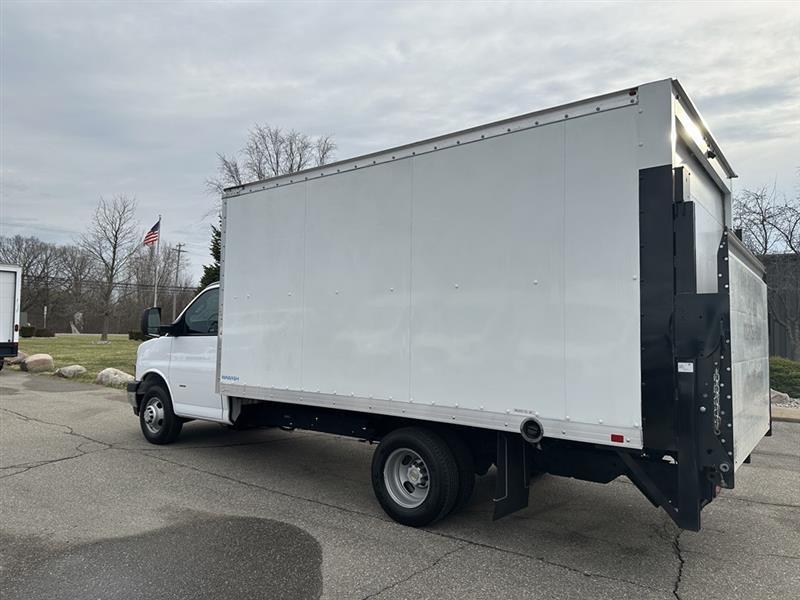 Chevrolet Express  2022