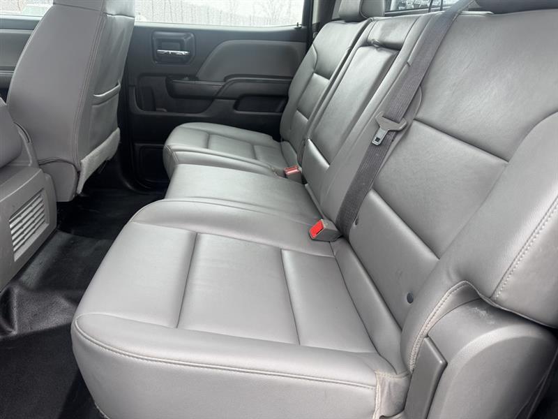 International CV 515  2022