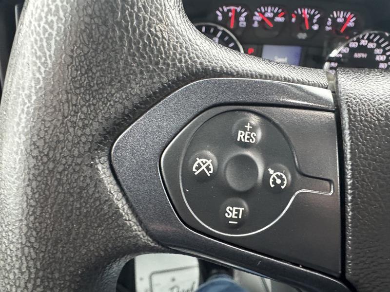 International CV 515  2022