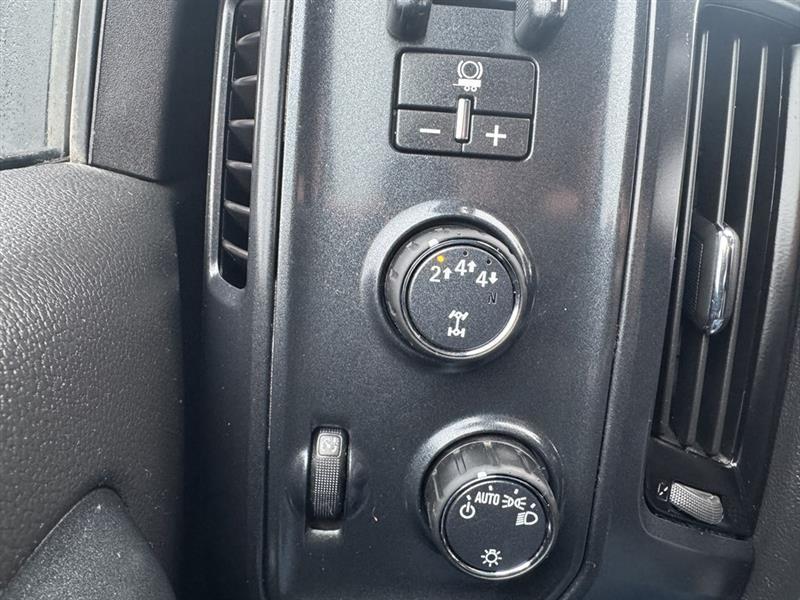 International CV 515  2022