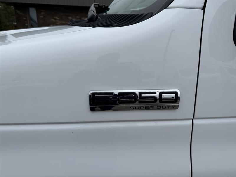 Ford Econoline  2023