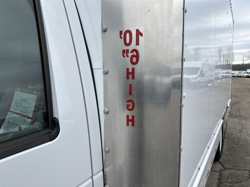 Ford Econoline  2023