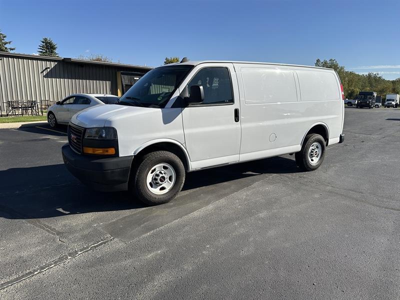 GMC Savana  2020