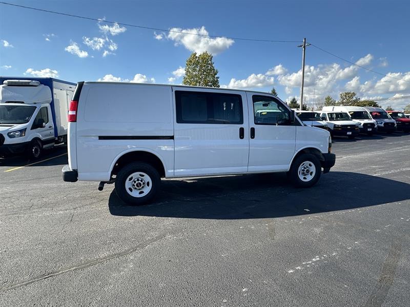 GMC Savana  2020