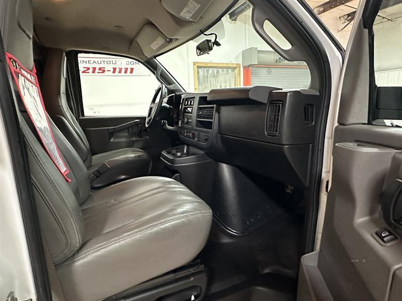GMC Savana  2020