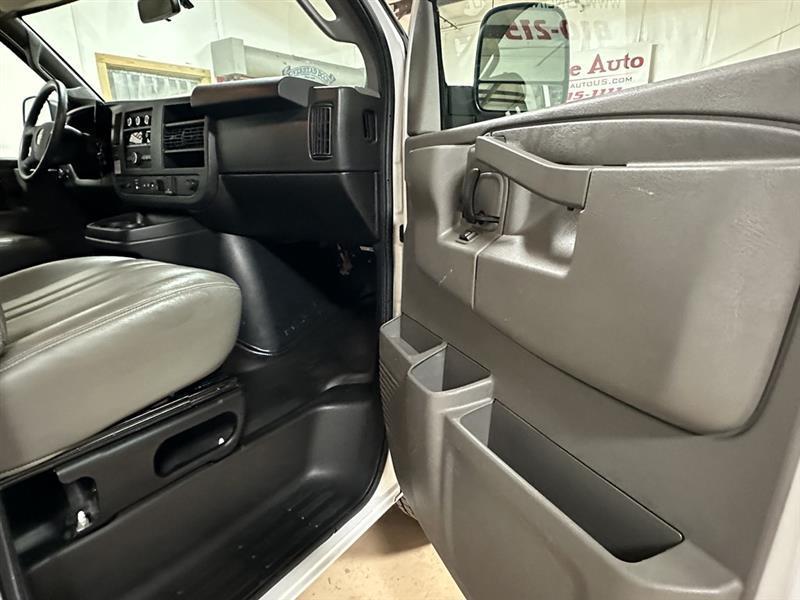 GMC Savana  2020