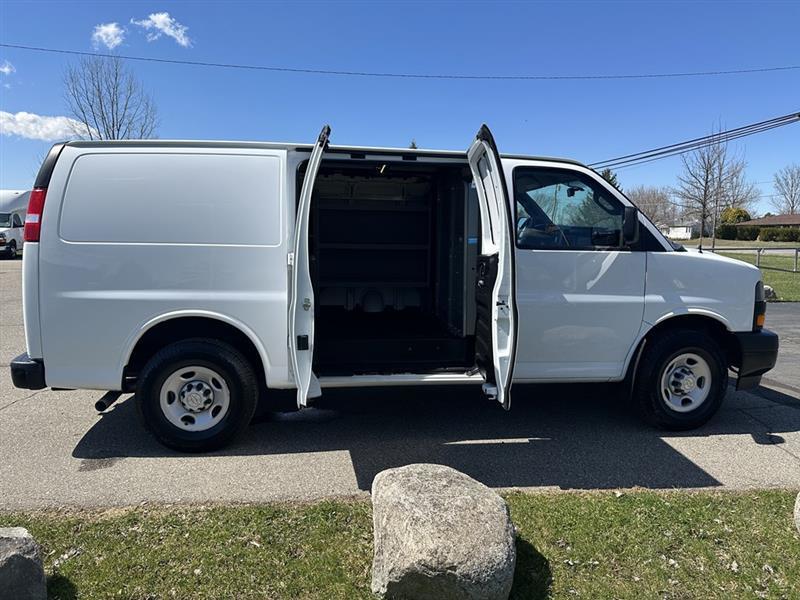 Chevrolet Express  2022