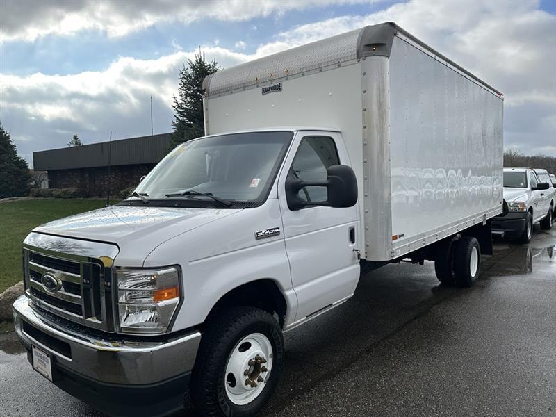 Ford Econoline  2023